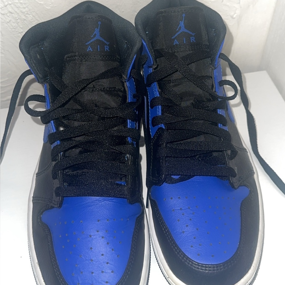 Mens Jordan 1’s Royal Blue and Black